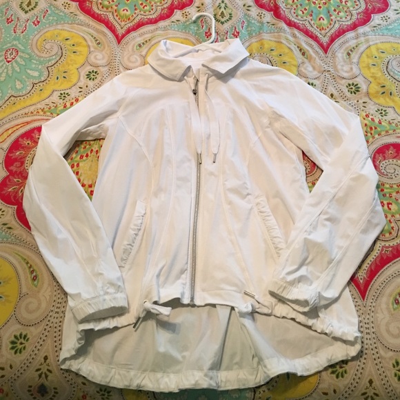 Lululemon light weight jacket