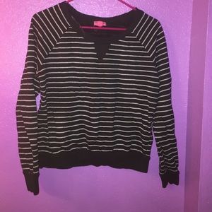 Black and white crew neck