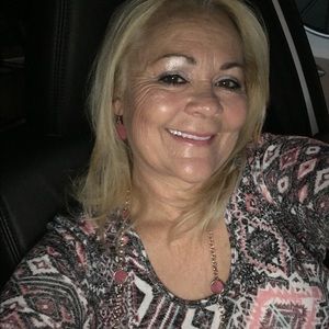 Meet your Posher, Joanna