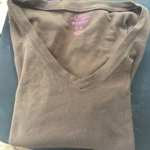 Old navy Vneck Long sleeve tshirt. Size M!