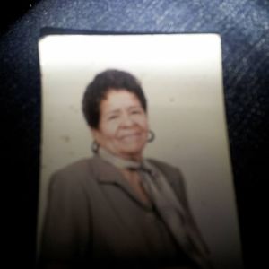 Meet your Posher, Mayela