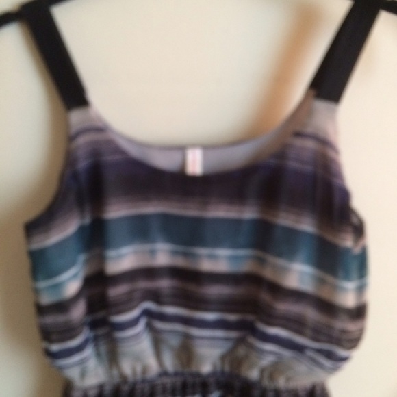 Spring /Summer Dress - Picture 4 of 4