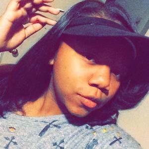 Meet your Posher, Destinee