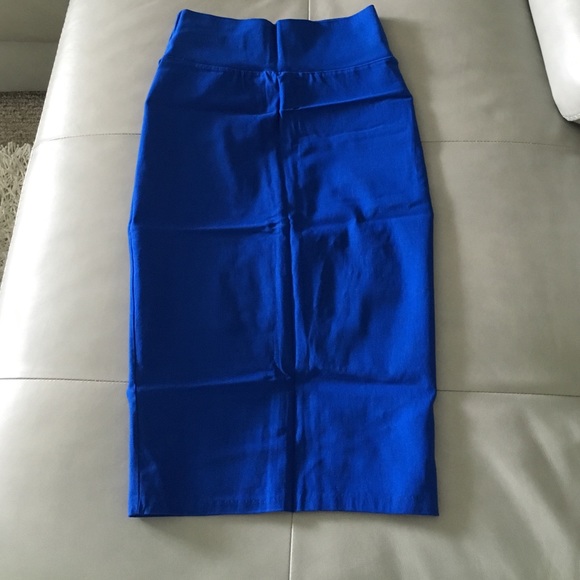 Pencil skirt Size Medium fits like a small