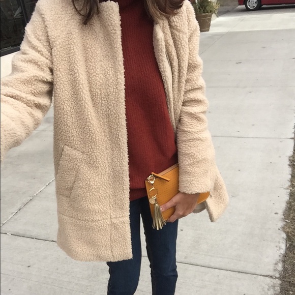 Banana republic sleeveless sweater - Picture 1 of 4