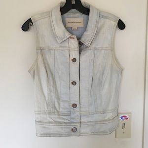 Anthropologie vest