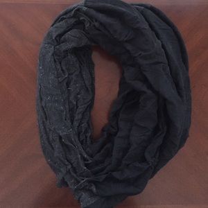 Lululemon Infinity Scarf