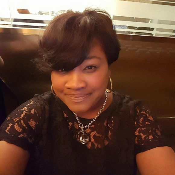 Meet your Posher, Crissy