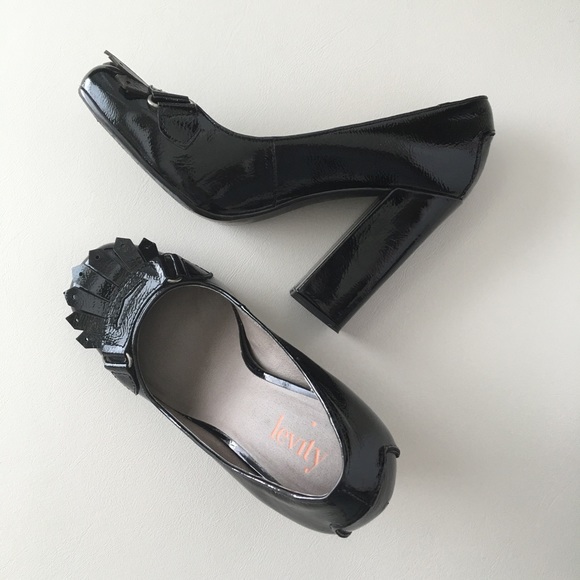 Levity "Nicolo" Patent Leather Oxfords