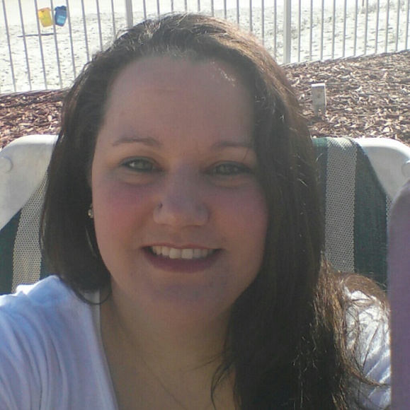 Meet your Posher, Tori - Picture 1 of 1