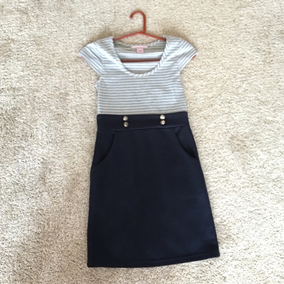 Dress - Picture 4 of 4