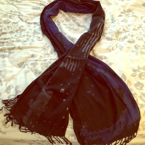 ♦️SOLD♦️Diesel Two Tone Lightweight Scarf