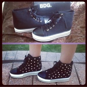 Hand studded BDG platform sneakers