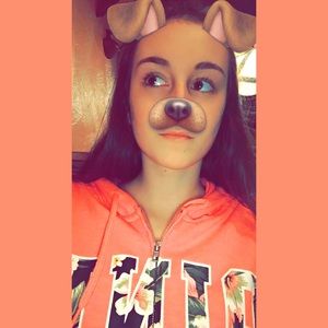 Meet your Posher, Kenzie