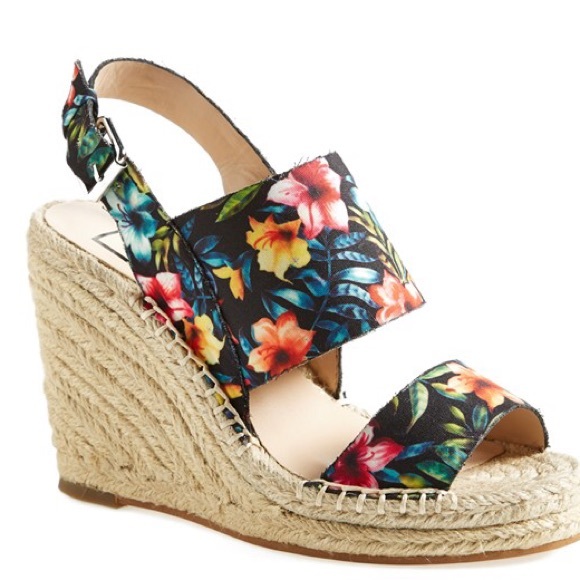 Dolce Vita floral canvas wedges