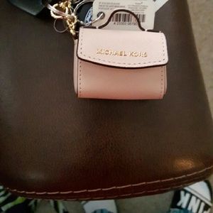 Meet your Posher, Terri