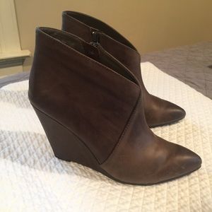 Seychelles Impatient Bootie