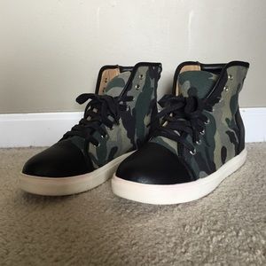 Forever21  camouflage sneakers