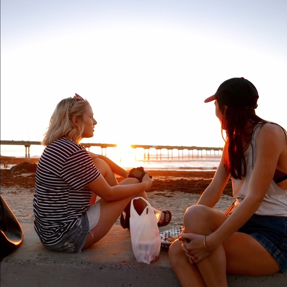 Meet your posher, Sophia! - Picture 4 of 4