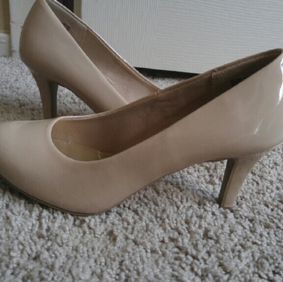 Nude heels