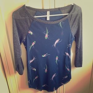 Sweet pea 3/4 raglan sleeve shirt