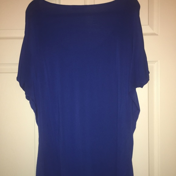 🔺Blue Top🔺 - Picture 3 of 4