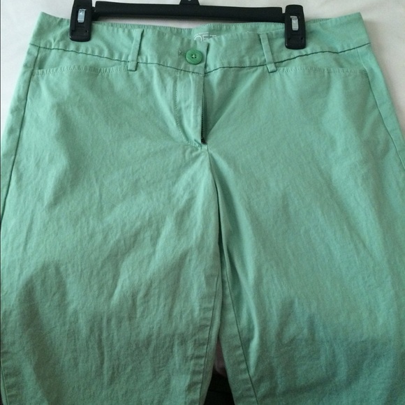 LOFT capris - Picture 4 of 4