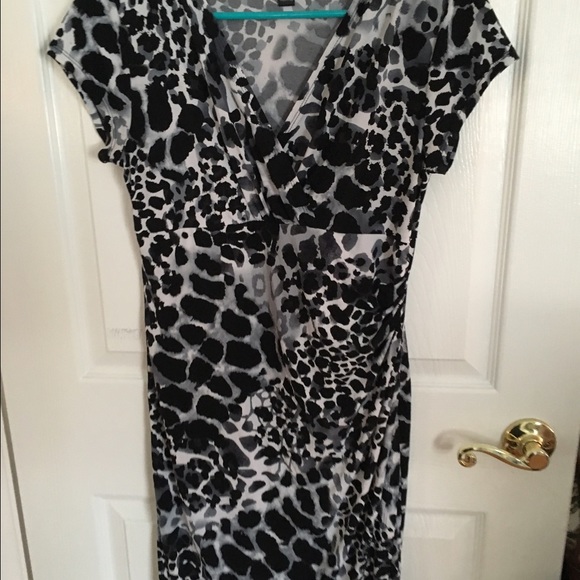 Grey and white leopard dress