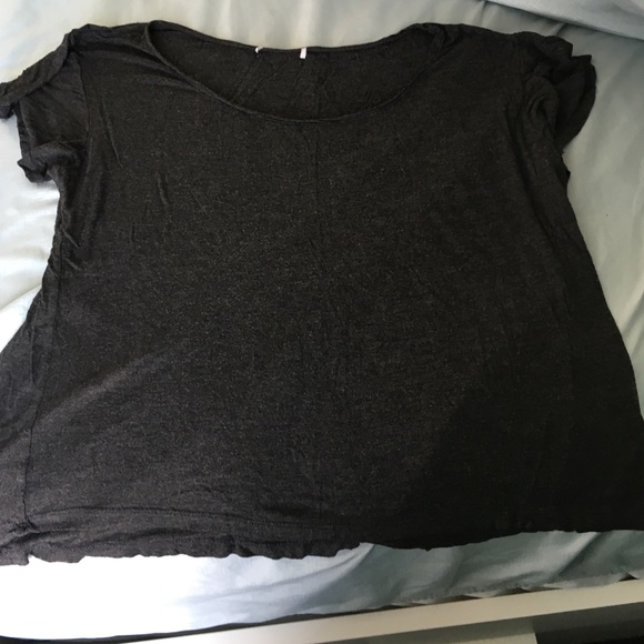Grey t-shirt
