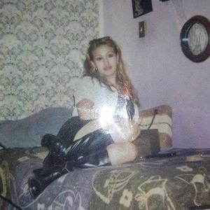 Meet your Posher, Cynthia