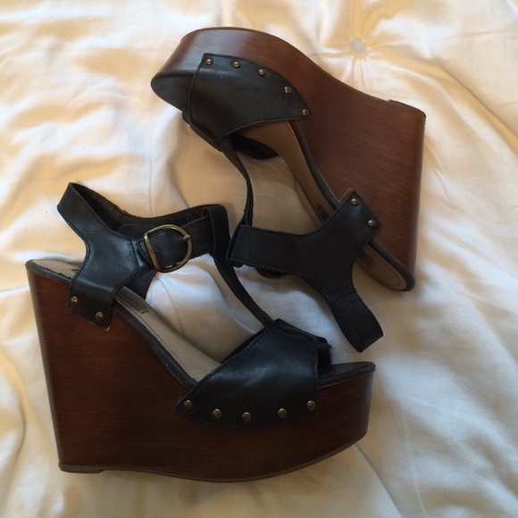 Steve Madden Wedges
