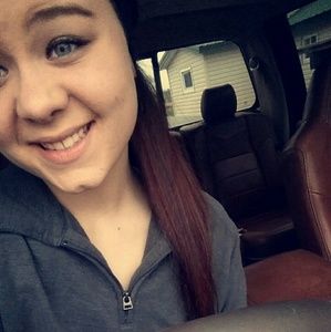 Meet your Posher, Breanna