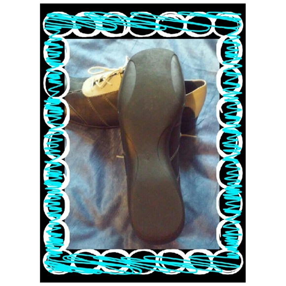 80 off Westies Shoes Westies Cape Cod Comfy Shoe sz.9 NWOT from