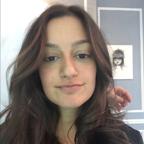 Meet your Posher, Allison