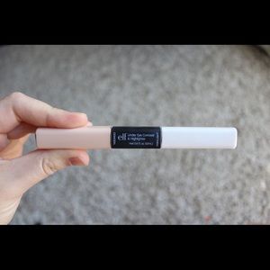 E.L.F. Under Eye Concealer and Highlighter Duo