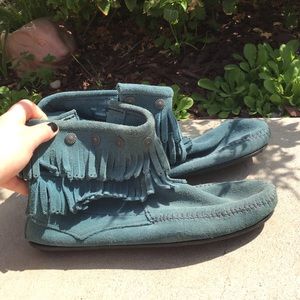 Blue moccasins with cute fringe