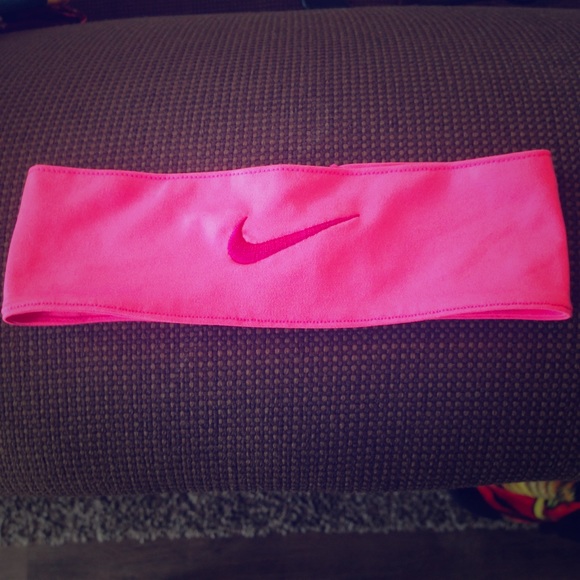 NWOT Nike pink headband
