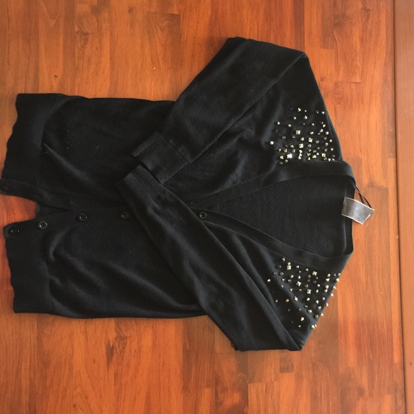 Studded shoulder cardigan