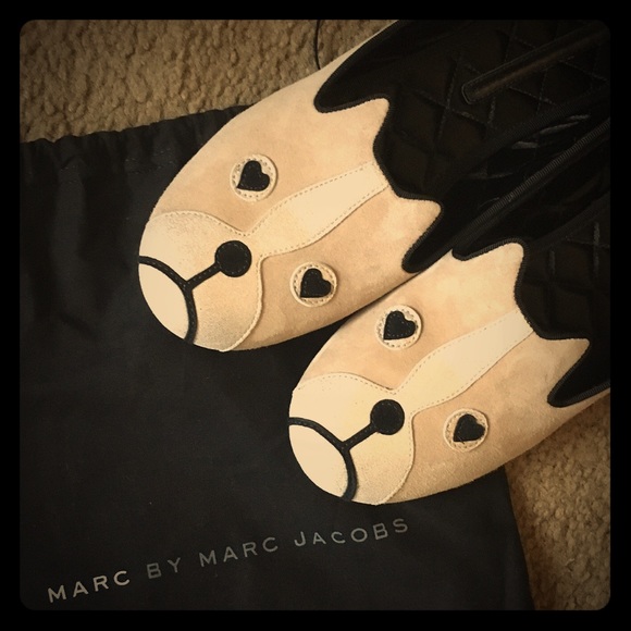 Marc by Marc Jacobs Puppy Dog Flats