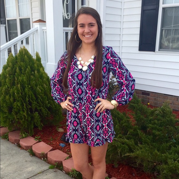 Meet your Posher, Hailee - Picture 1 of 1