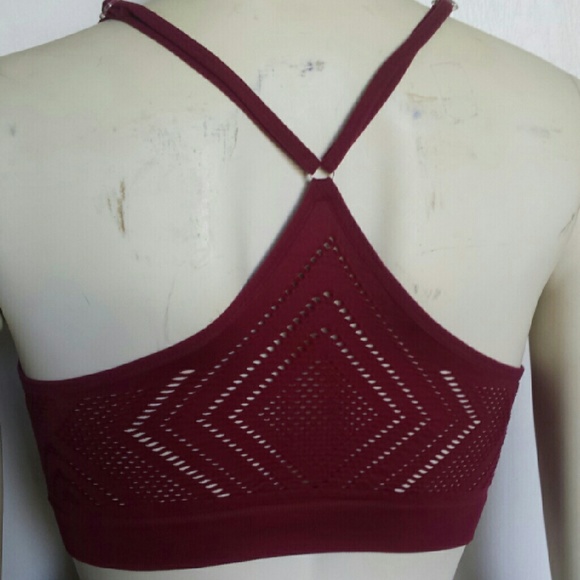 Plus size burgandy mesh racerback sports bra - Picture 2 of 4