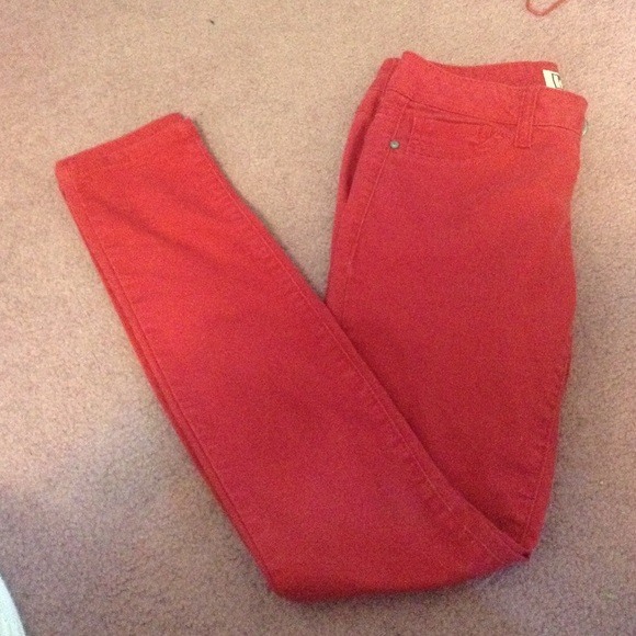 Red skinny jeans