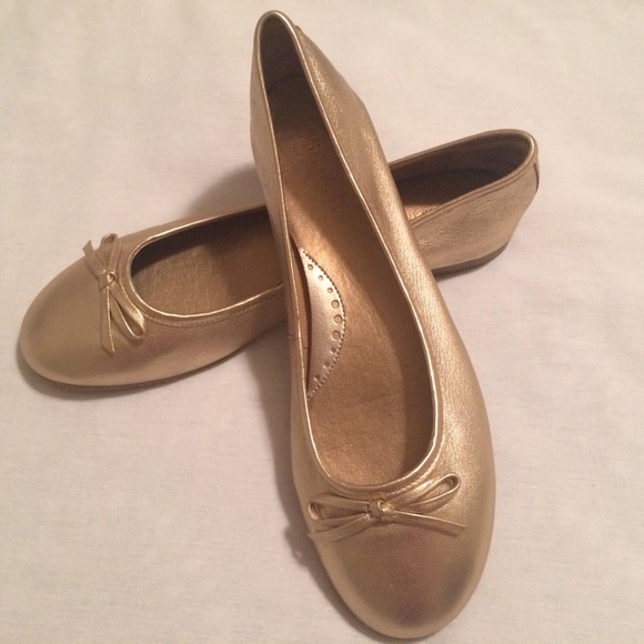 Michelle D 9N NWOT nappa leather ballet flats