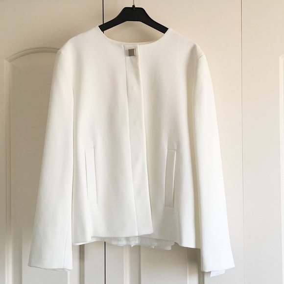 NWT Zara round neck blazer, US small