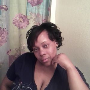 Meet your Posher, Latasha