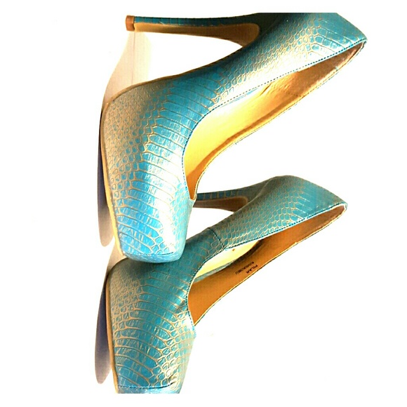 Heels - Picture 1 of 3