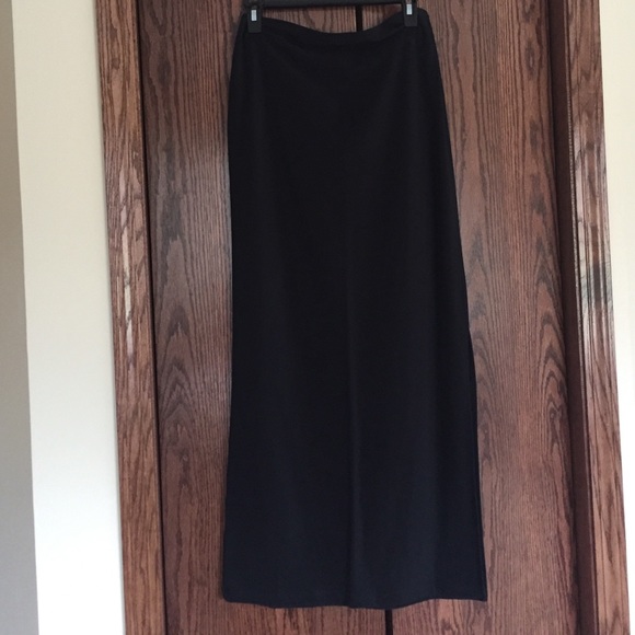 LAST CALL Long black skirt