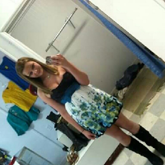 Dress - Picture 2 of 2