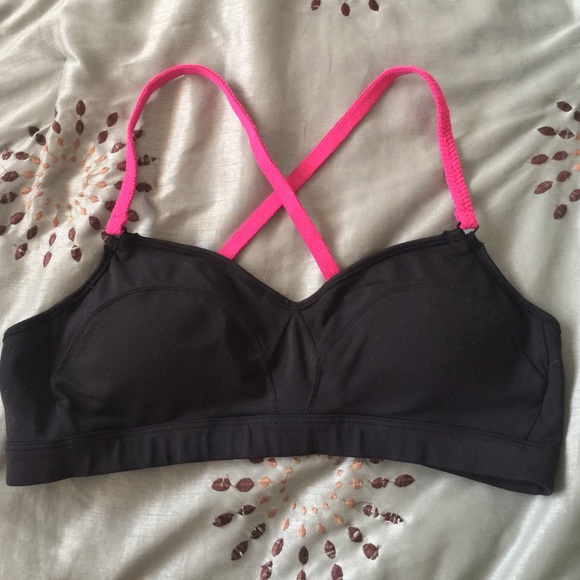 Moving Comfort Hot Shot sports bra A/B cup