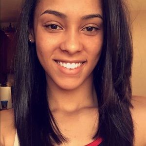 Meet your Posher, Ciera